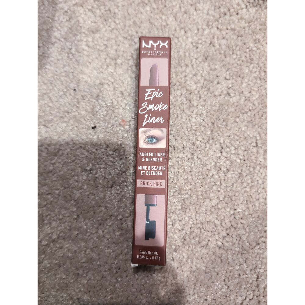 NYX Brick Fire Epic Smoke Angled Liner Blender Eyeliner 0.17g